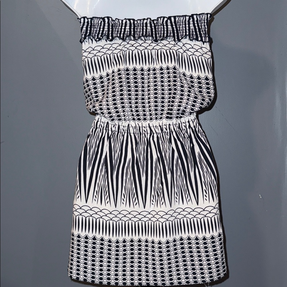 Paper Tree Navy & White Print Strapless Mini Dress | Size Small - Picture 4 of 5